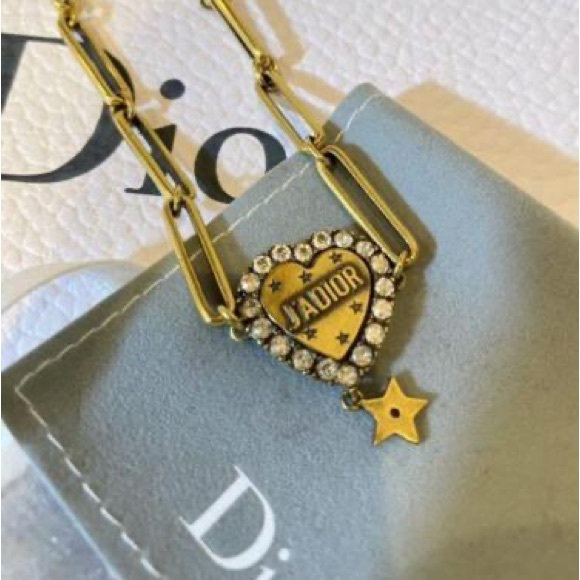 AUTHENTIC Christinan Dior J’adior Crystal Heart Necklace. SS 2018/2019 - Picture 3 of 6